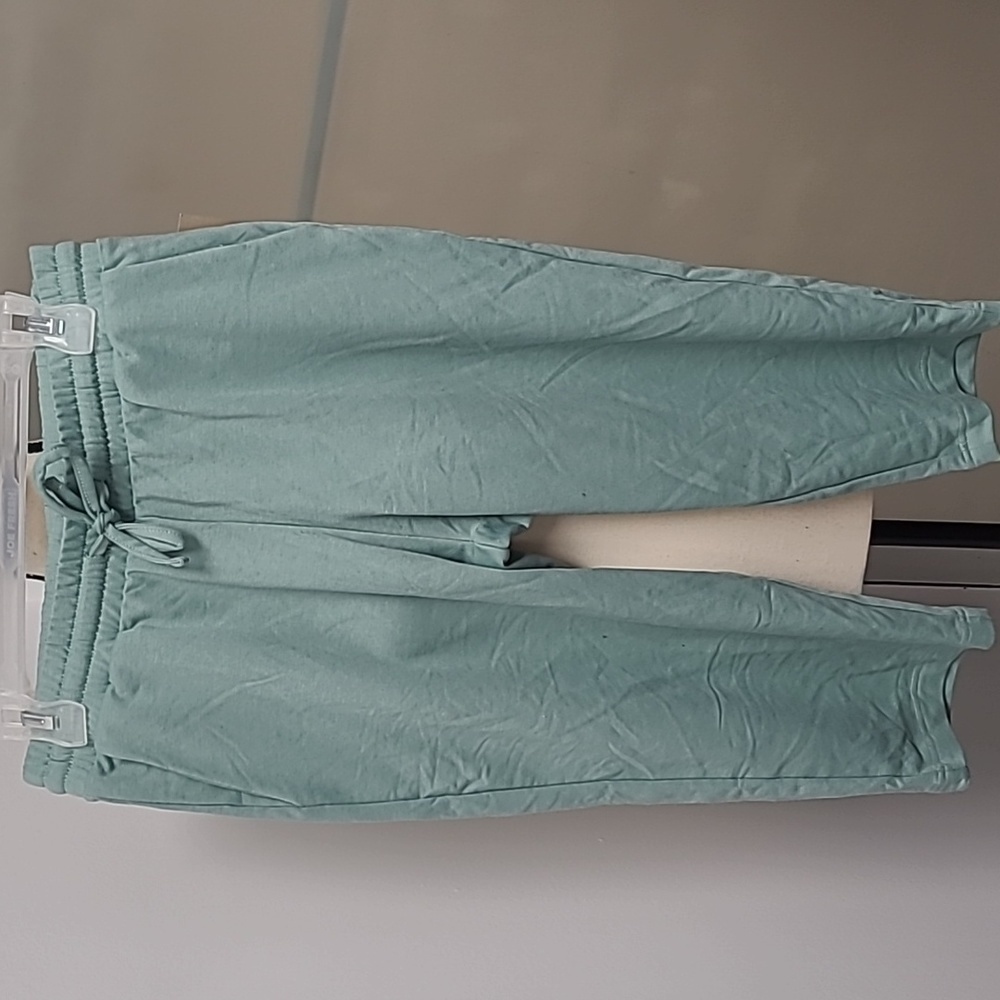 Icyzone Size M Green Capri Sweatpants